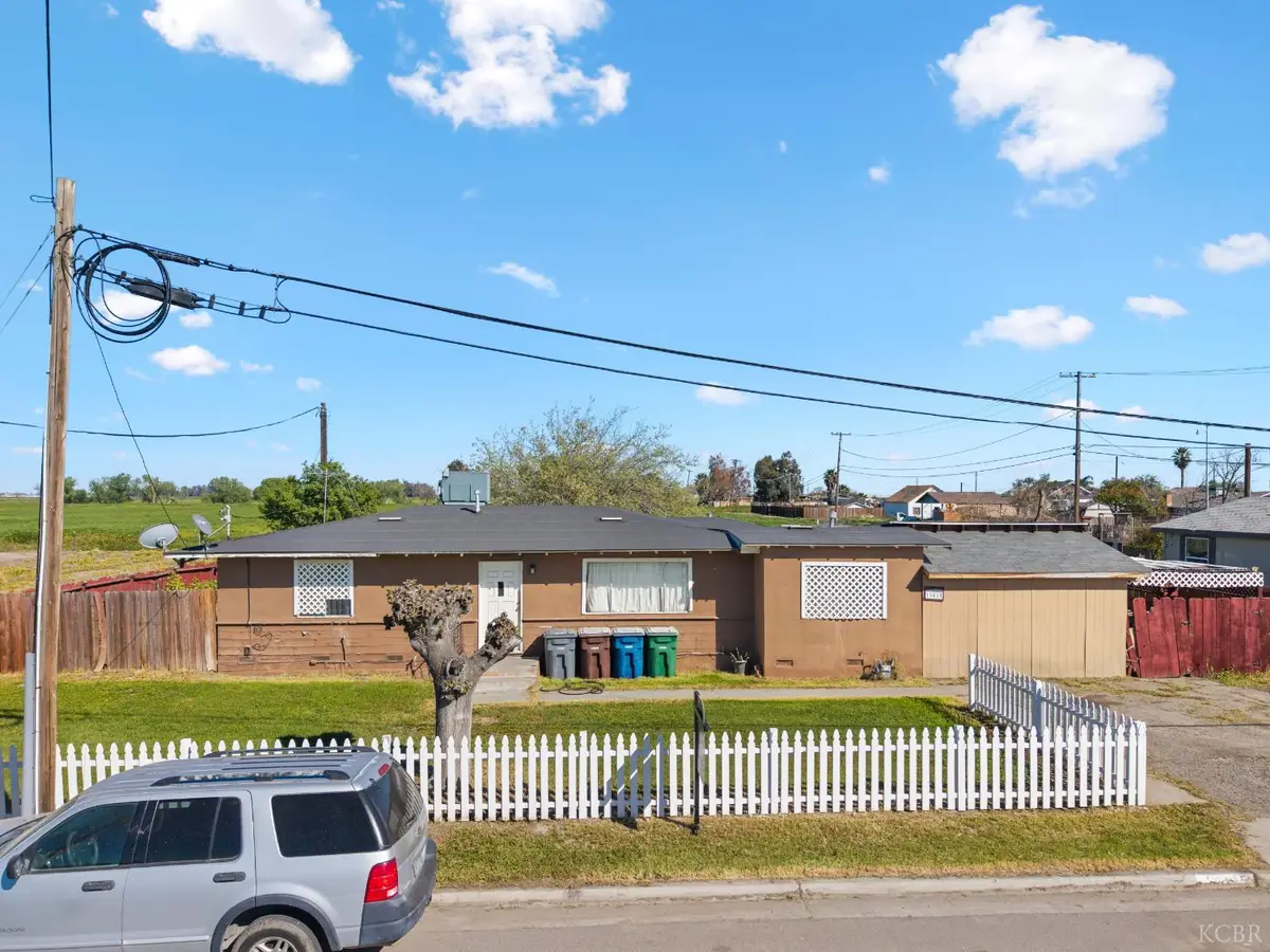 19415 Empire Street, Stratford, CA 93266 - #1