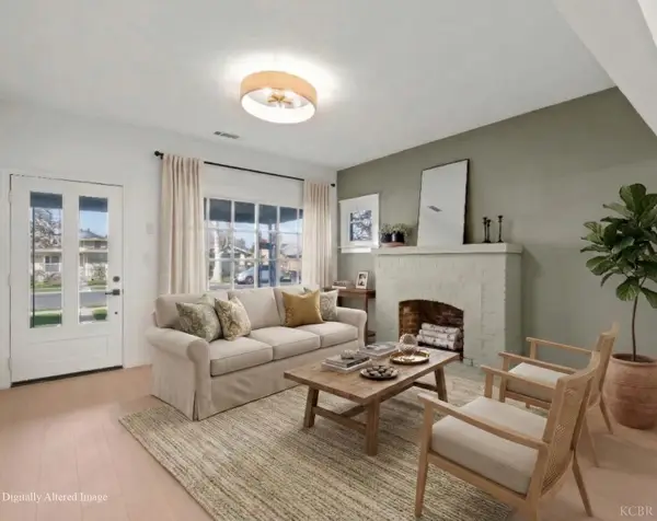 425 W Elm Street, Hanford, CA 93230