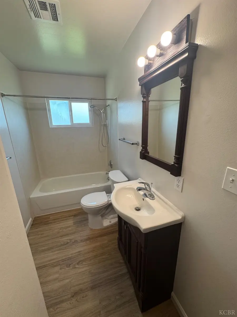 2215 N Mayfair Drive, Hanford, CA 93230 - #3