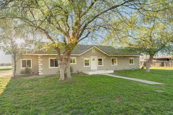 7380 14th Avenue, Hanford, CA 93230