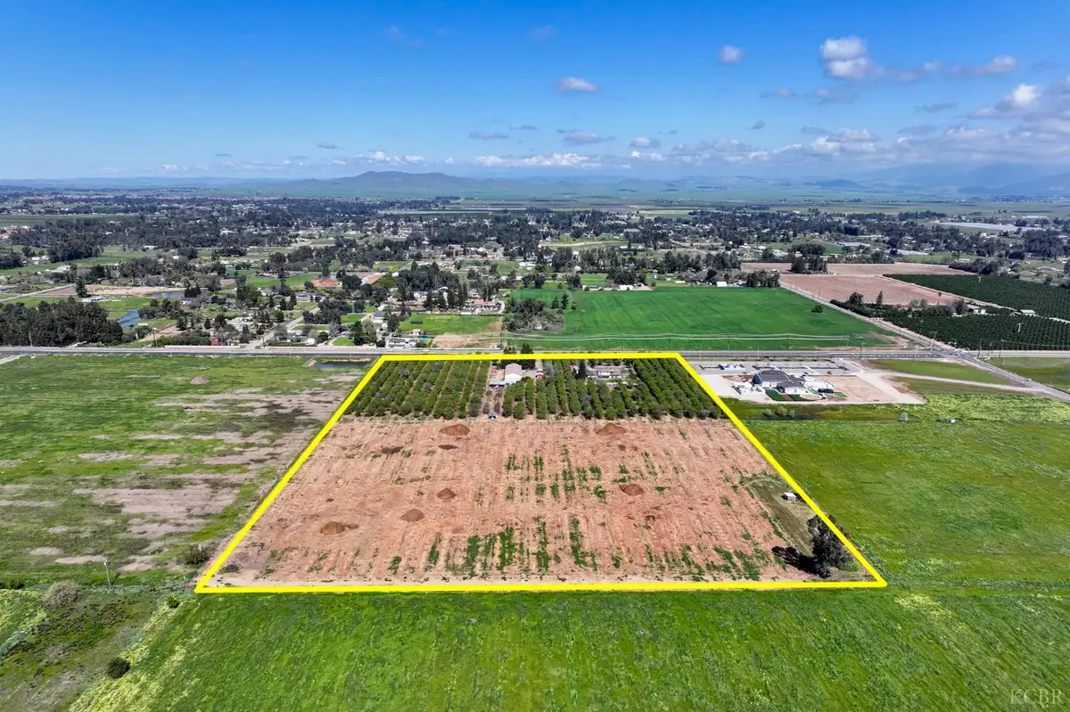 9709 E Shaw Avenue, Clovis, CA 93619 - #1