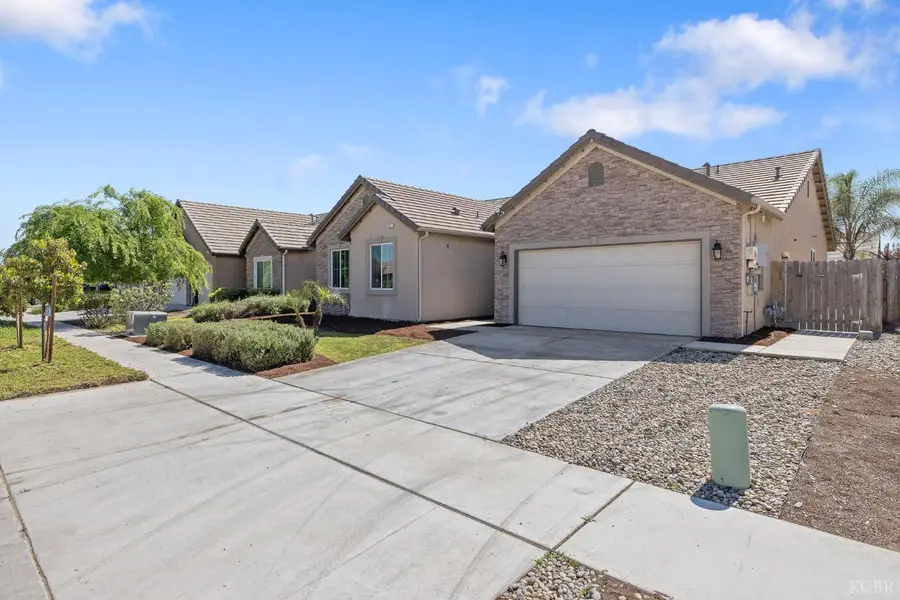 2317 Cortner Street, Hanford, CA 93230 - #3
