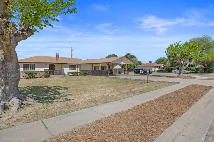 16808 W Palmer Avenue, Huron, CA 93234 - #2