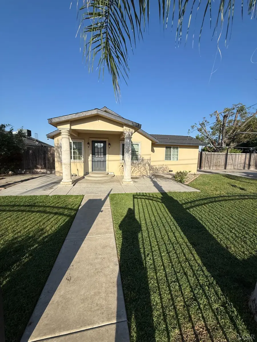 1463 Rowell, Fresno, CA 93703 - #2