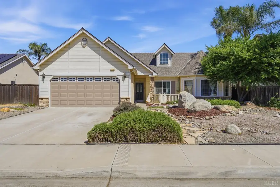 1588 Muscat Place, Hanford, CA 93230 - #2