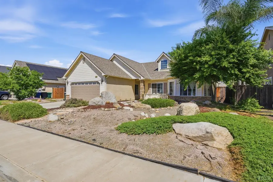 1588 Muscat Place, Hanford, CA 93230 - #3