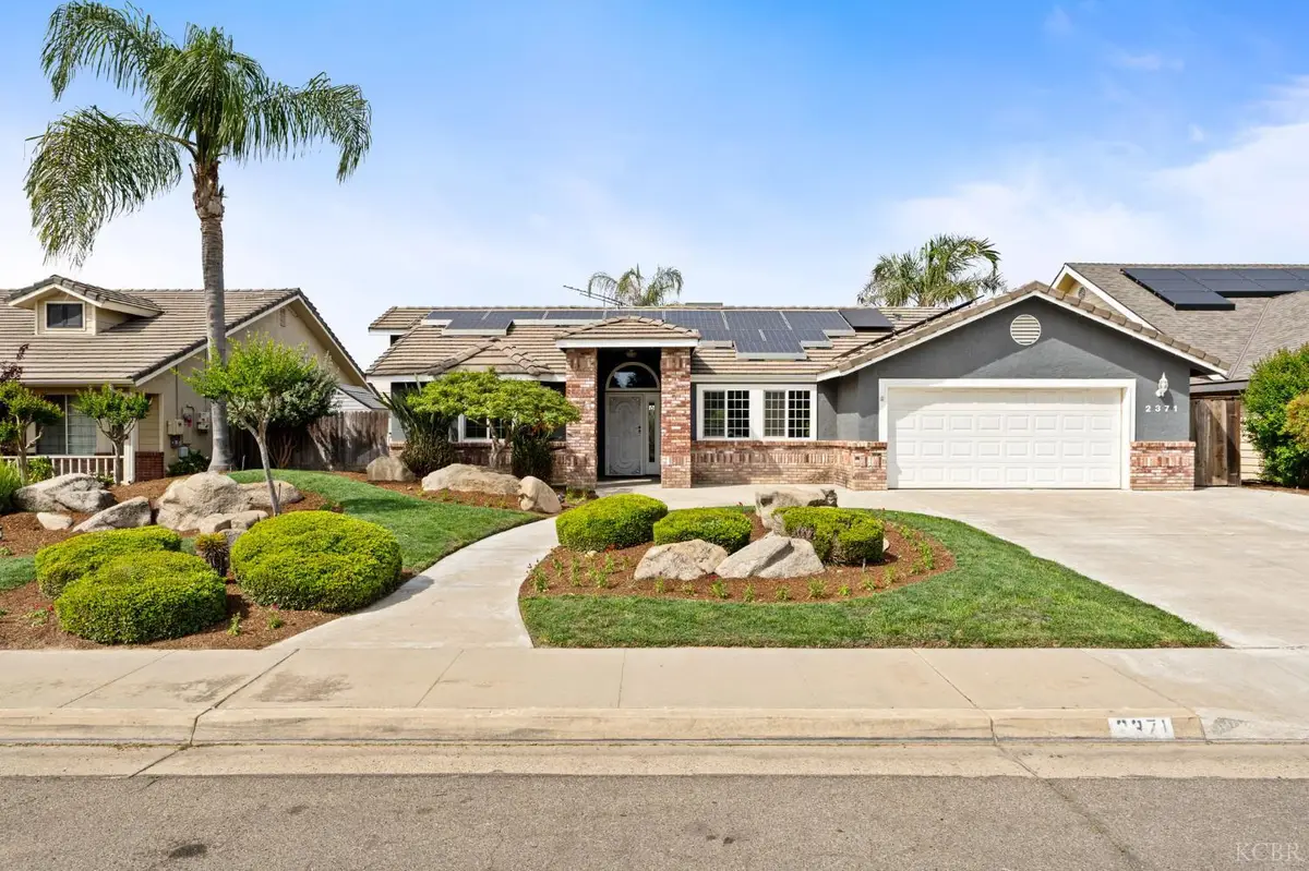 2371 Sophia Lane, Kingsburg, CA 93631 - #1