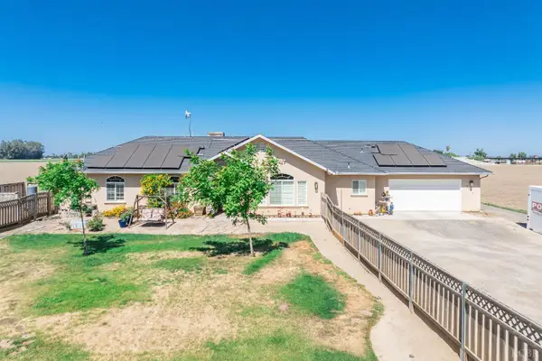 8634 18th Avenue, Lemoore, CA 93245