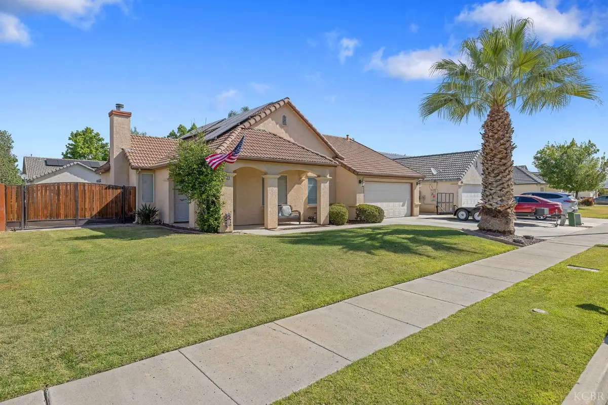 1628 Fireside Way, Lemoore, CA 93245 - #1