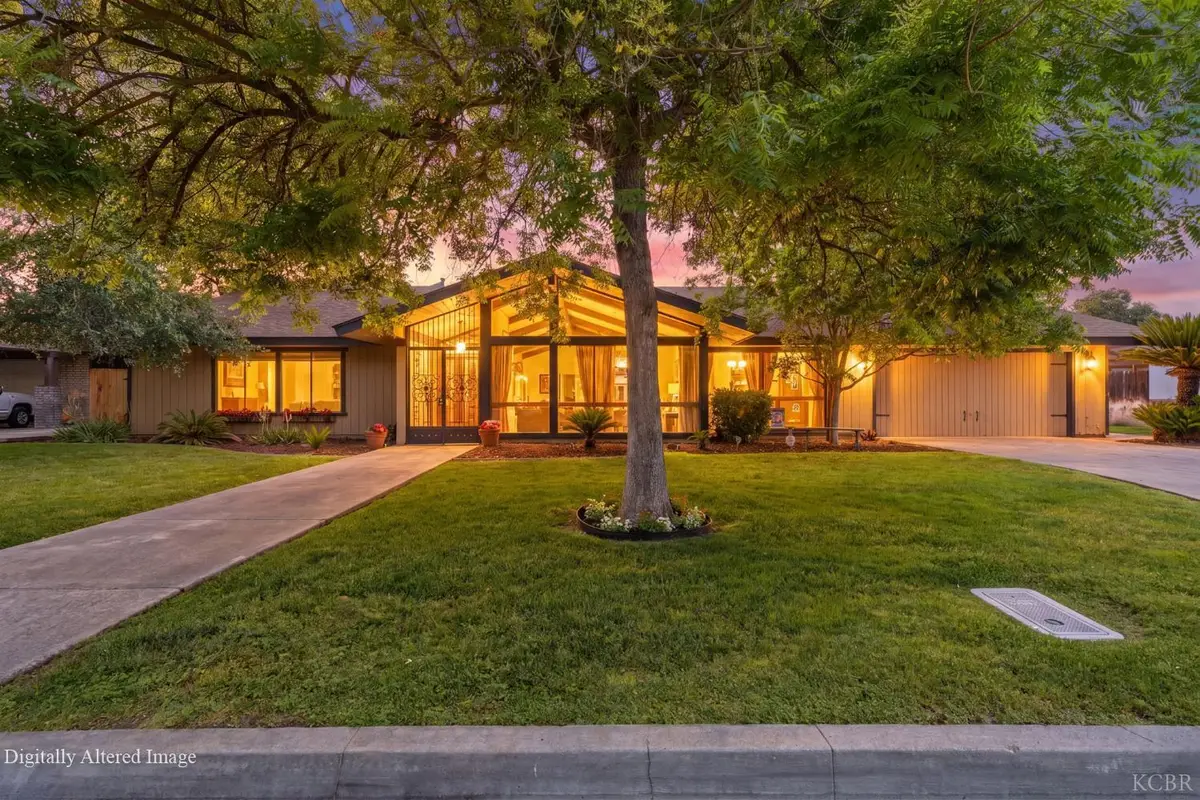 1967 Mulberry Drive, Hanford, CA 93230 - #1
