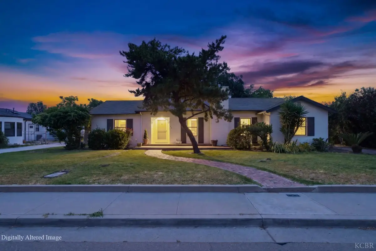 439 W Bush Street, Lemoore, CA 93245 - #1