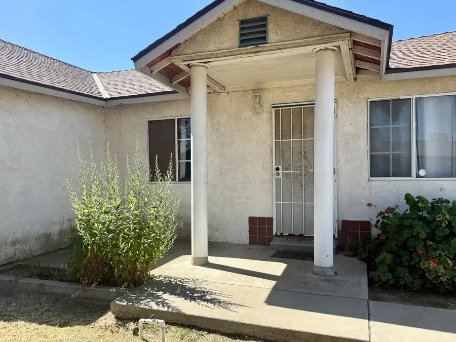 10903 Thompson Drive, Hanford, CA 93230 - #2