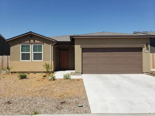 1432 Edgewood Drive, Hanford, CA 93230
