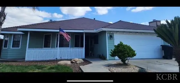 2123 Ashwood Court, Hanford, CA 93230