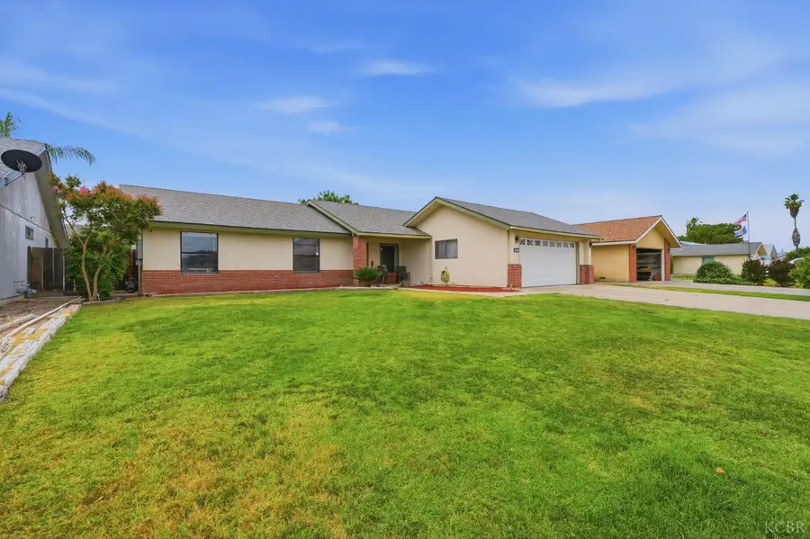 1451 Christine Lane, Lemoore, CA 93245 - #3