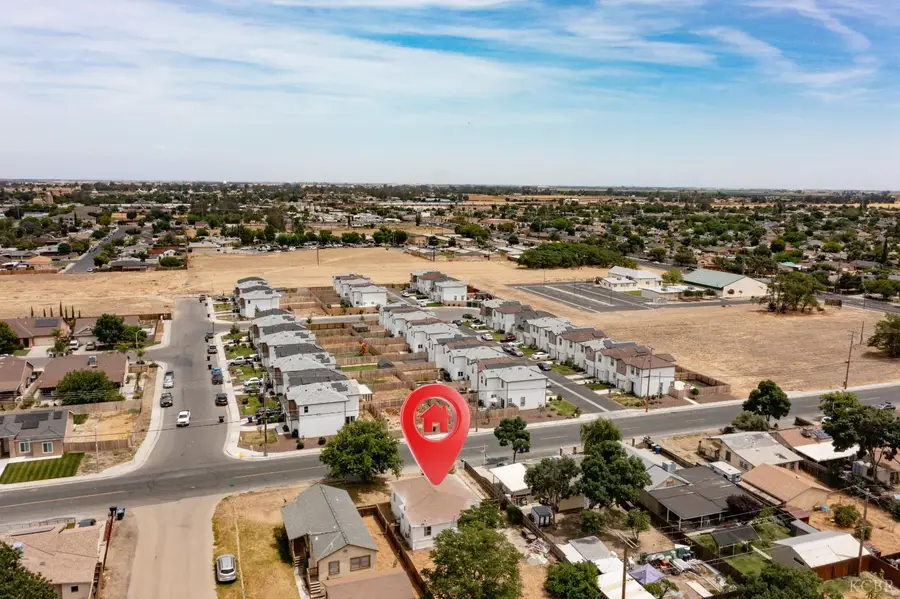 826 Kimball, Hanford, CA 93230 - #2