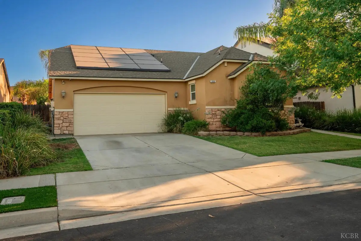 636 Firenze Street, Lemoore, CA 93245 - #1