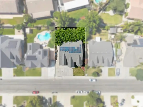 1541 W Chianti Way, Hanford, CA 93230