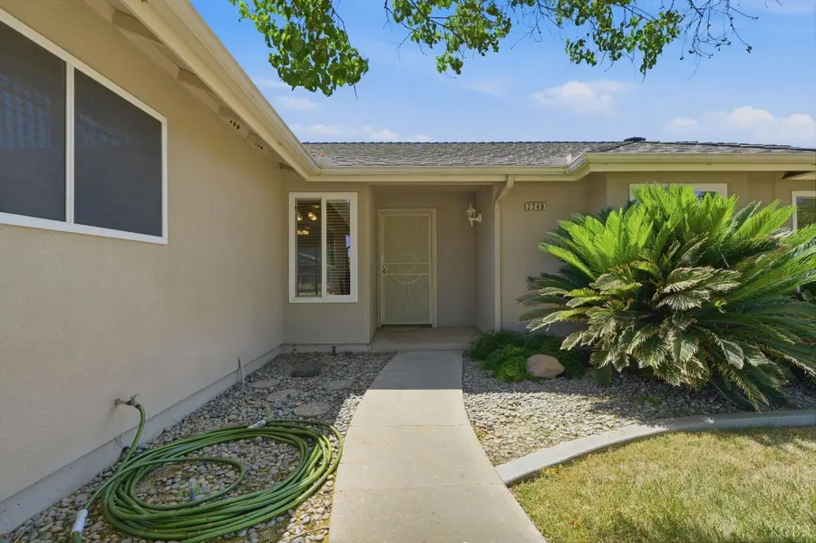 2246 Lemonwood Court, Hanford, CA 93230 - #2