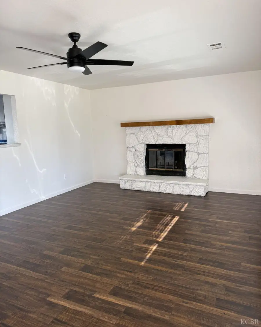 8775 Frontier Street, Hanford, CA 93230 - #2