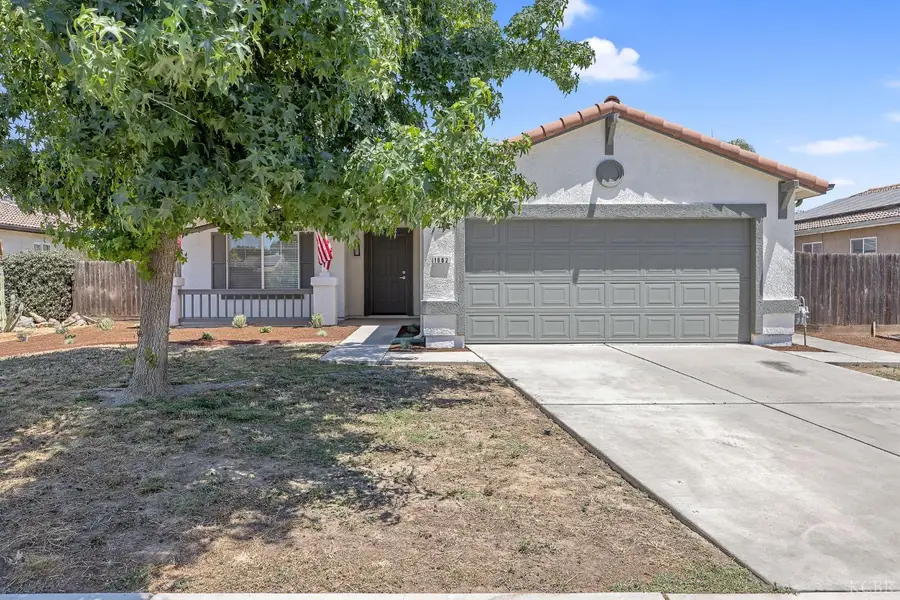 1882 Santa Maria Avenue, Porterville, CA 93257 - #2