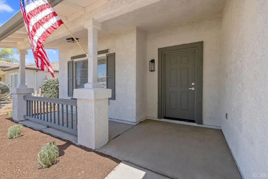 1882 Santa Maria Avenue, Porterville, CA 93257 - #3