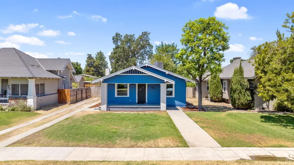 1426 N Irwin Street, Hanford, CA 93230 - #1
