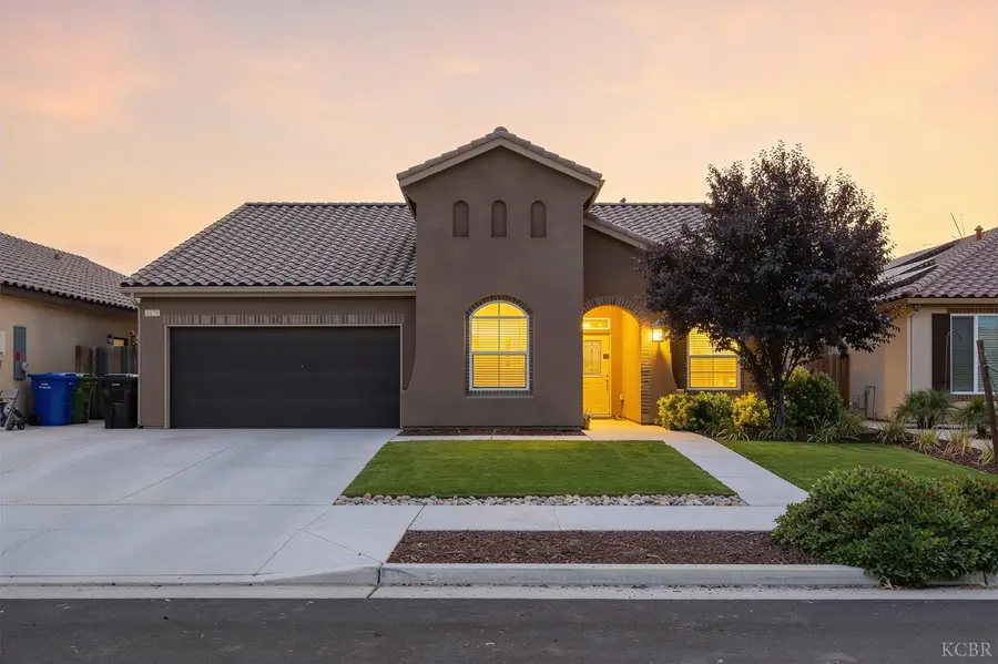 1129 Obsidian Avenue, Lemoore, CA 93245 - #2