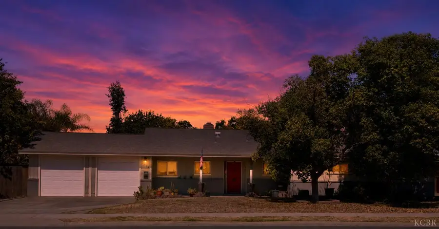 1324 N Douty Street, Hanford, CA 93230 - #2