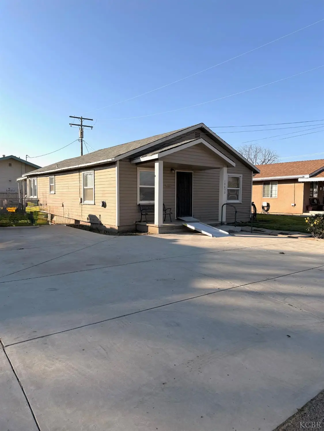 10670 Jackson Street, Armona, CA 93202 - #1