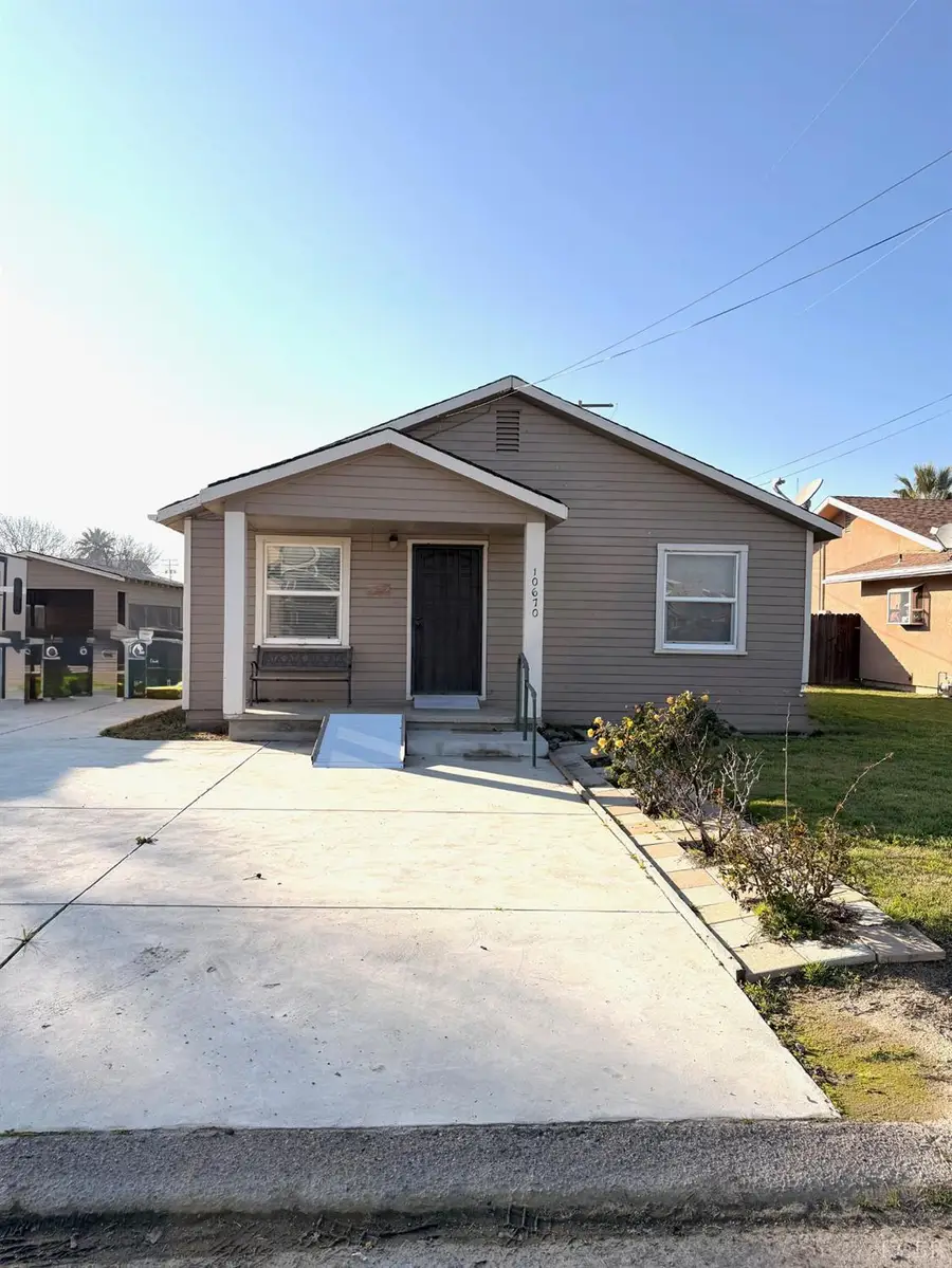 10670 Jackson Street, Armona, CA 93202 - #2