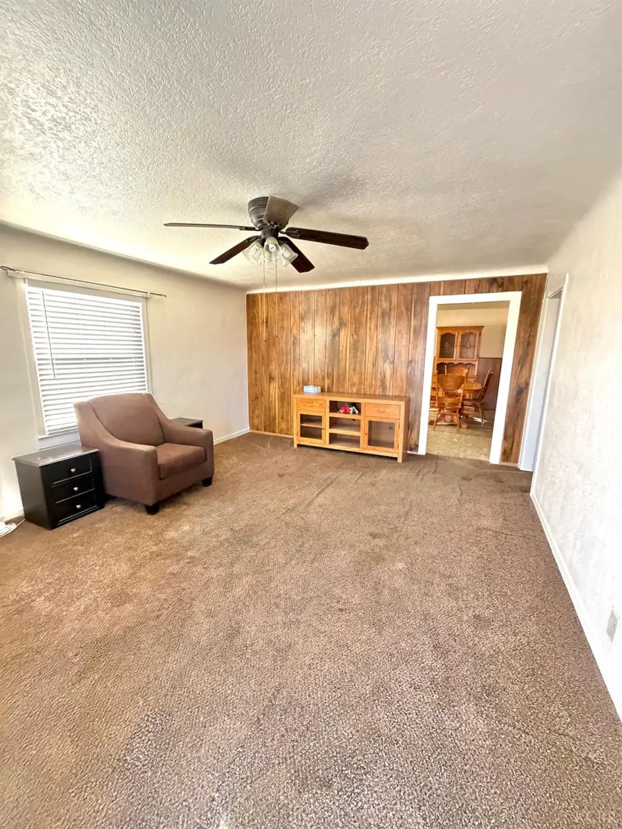 10670 Jackson Street, Armona, CA 93202 - #3