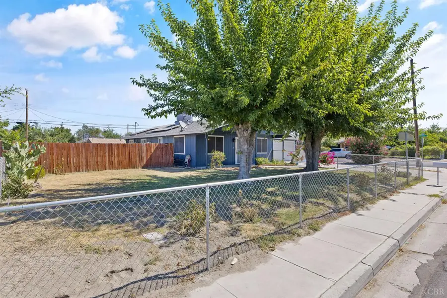 2400 Patterson Avenue, Corcoran, CA 93212 - #2