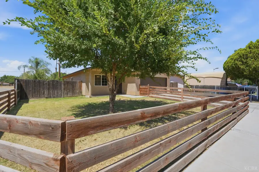 1106 Patterson Avenue, Corcoran, CA 93212 - #3