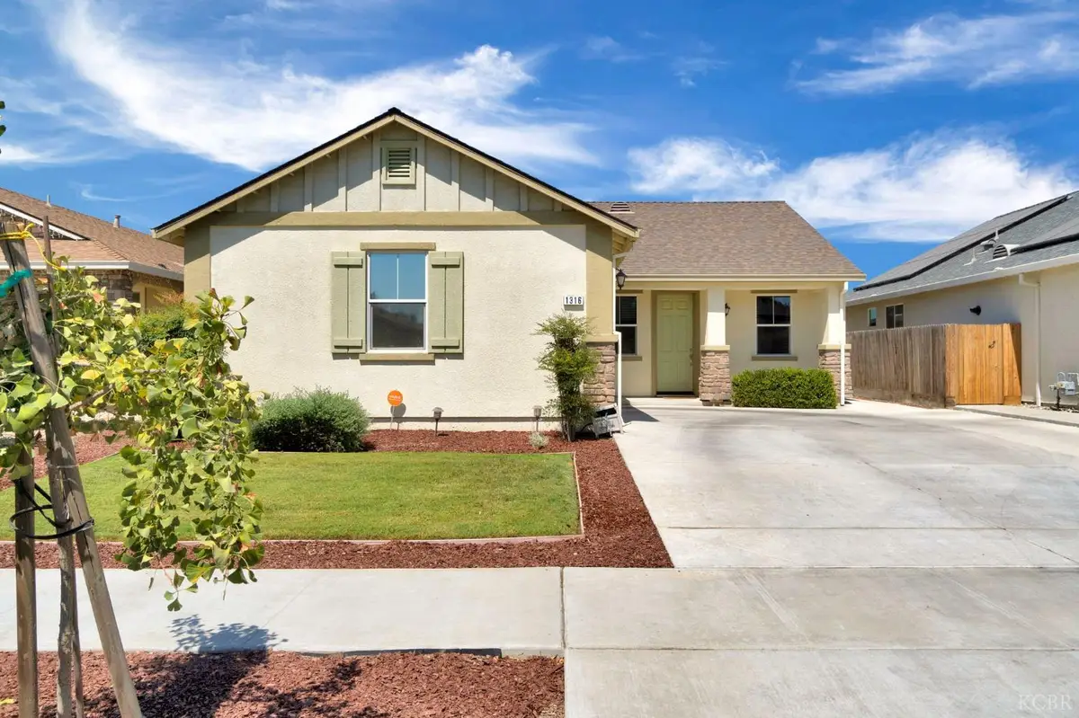1316 Greenbrier Drive, Hanford, CA 93230 - #1