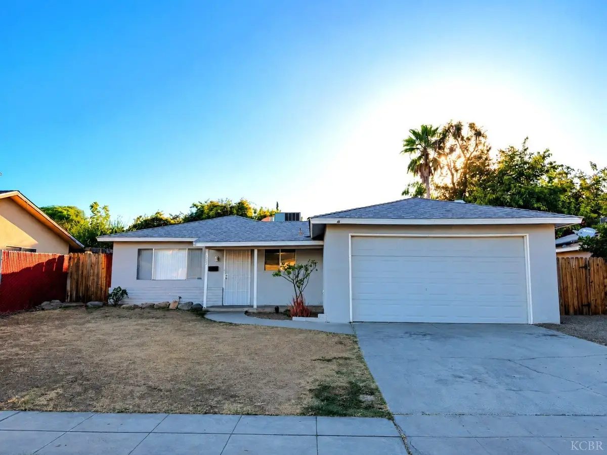 4689 N Feland Avenue, Fresno, CA 93722 - #1