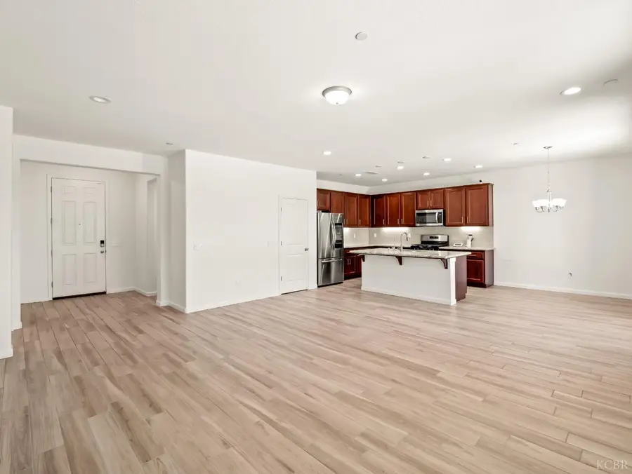 2117 Cortner, Hanford, CA 93230 - #3