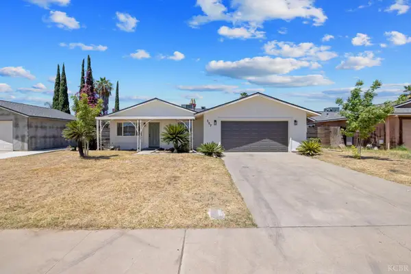 587 Sunset Street, Kingsburg, CA 93631