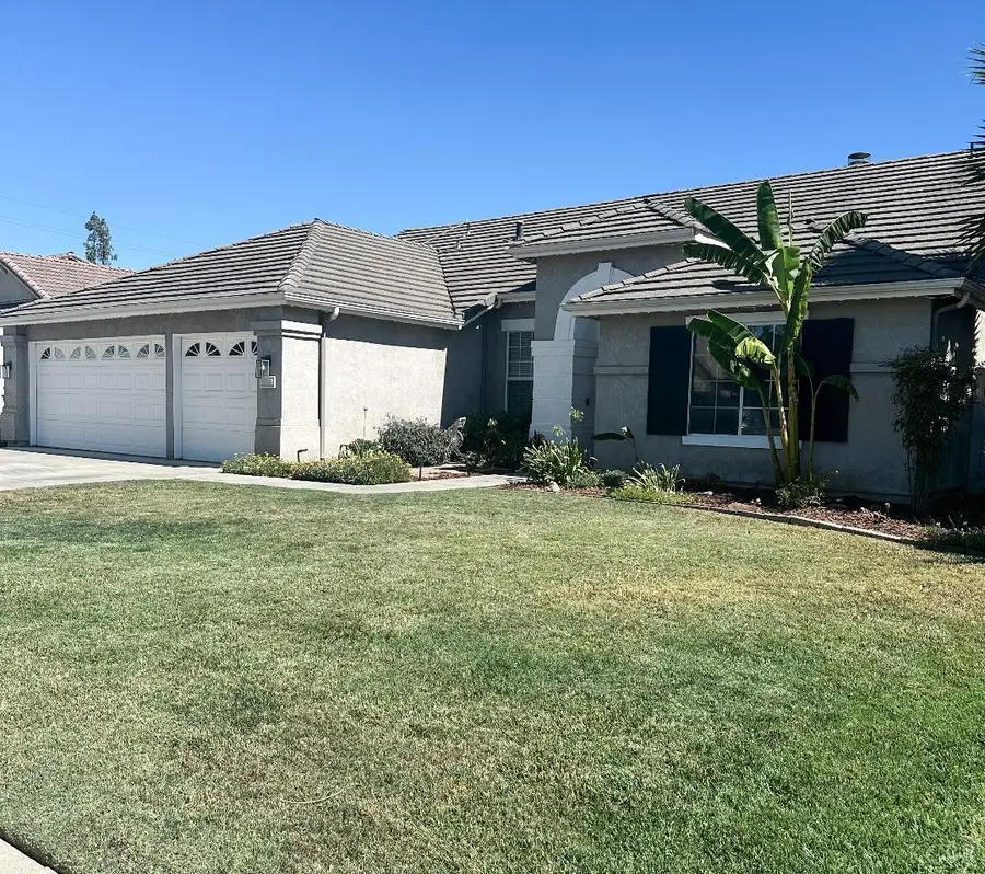 795 W Encore Drive, Hanford, CA 93230 - #2