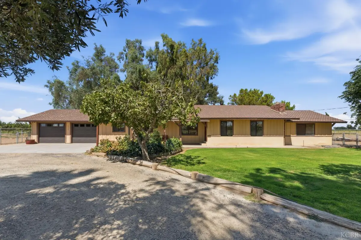 16528 14th Avenue, Hanford, CA 93230 - #1