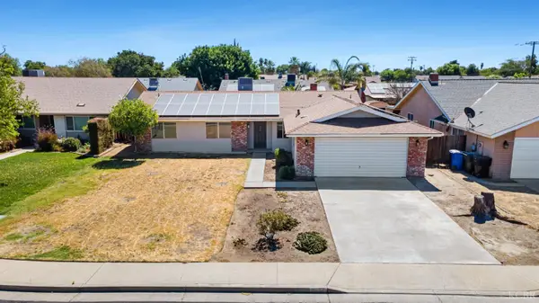 2117 Beechwood Court, Hanford, CA 93230
