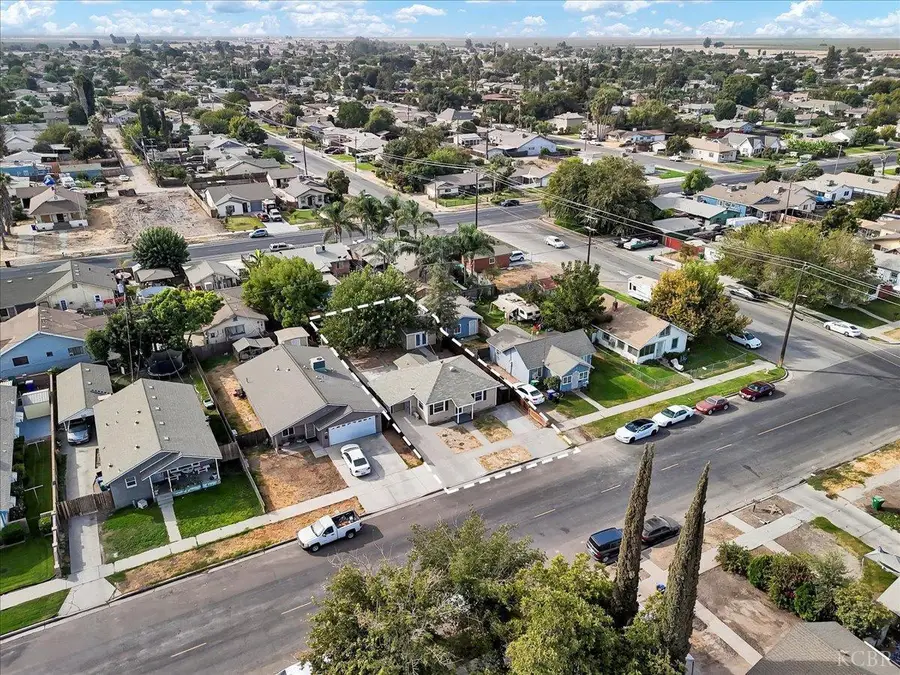 1015 Hall Avenue, Corcoran, CA 93212 - #3