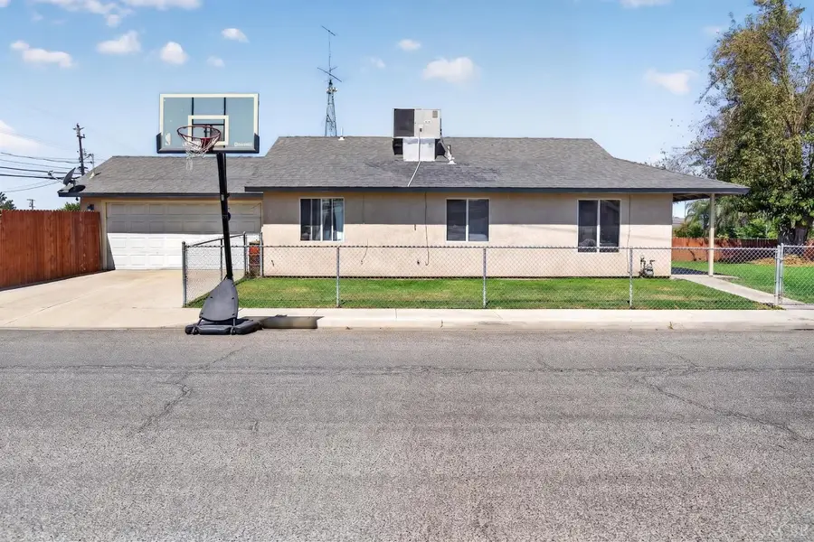 1327 Sherman Avenue, Corcoran, CA 93212 - #2