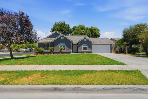 942 Boxwood Lane, Lemoore, CA 93245