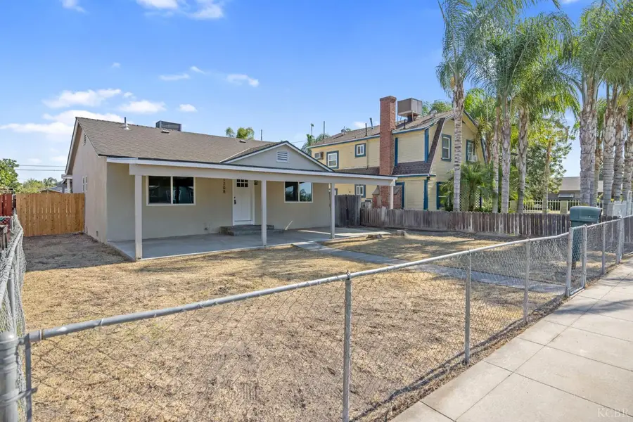 1208 Hall Avenue, Corcoran, CA 93212 - #2