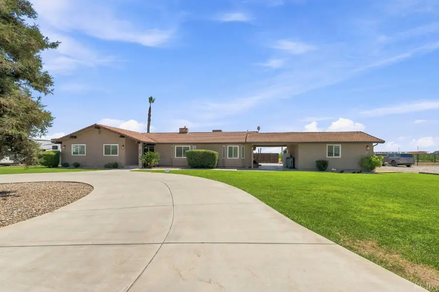 8285 15th Avenue, Hanford, CA 93230 - #3