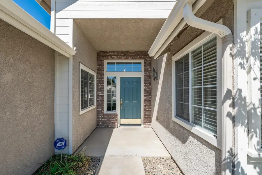 3024 Pine Street, Hanford, CA 93230 - #3