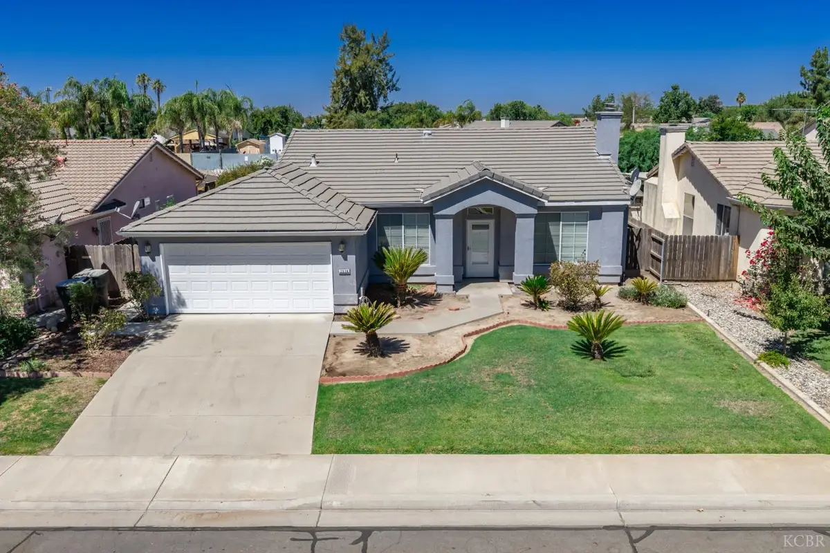 2536 Zion Way, Hanford, CA 93230 - #1