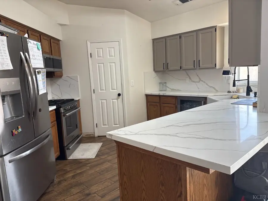 169 Devon Drive, Lemoore, CA 93245 - #3