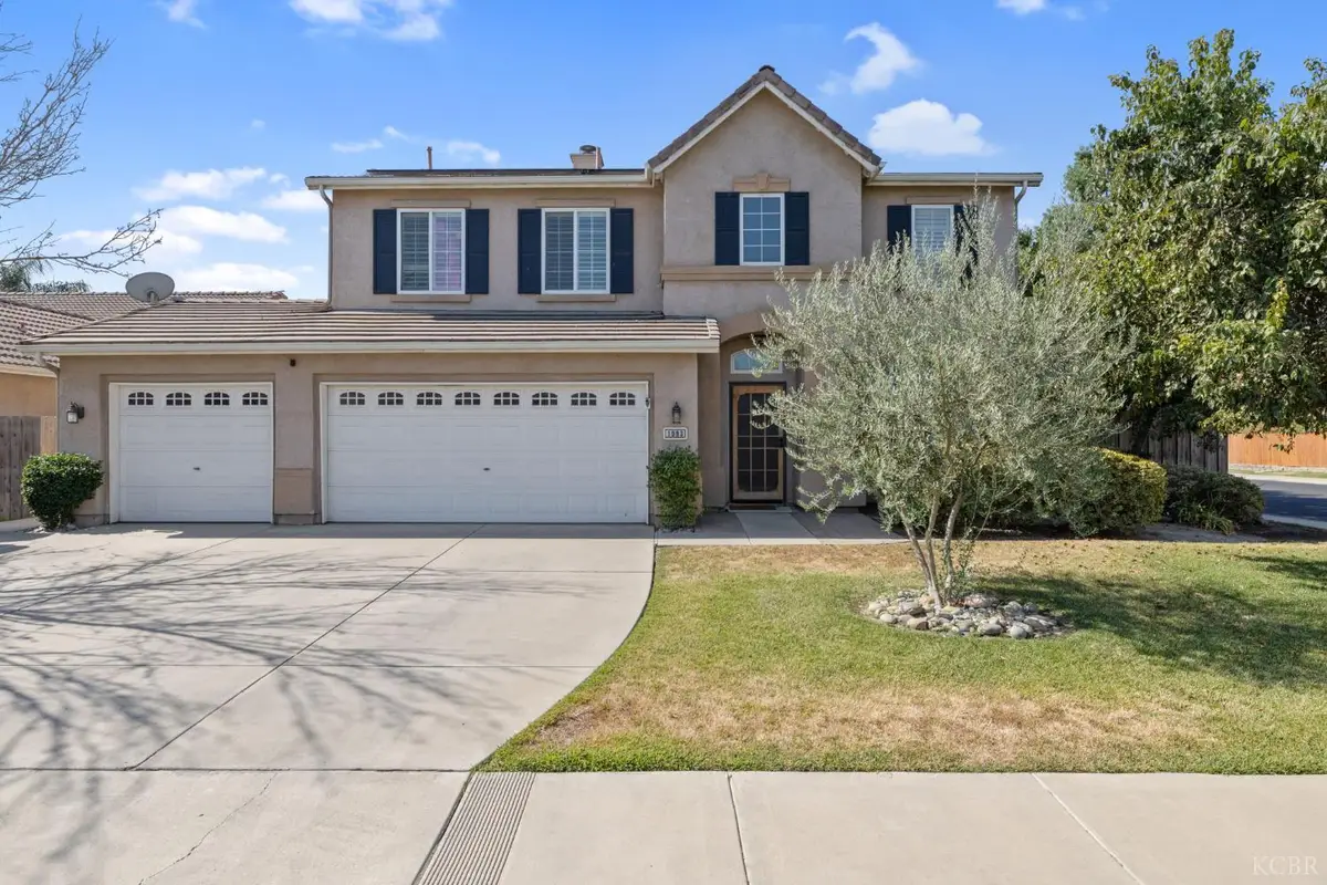 1093 W Windsor Court, Hanford, CA 93230 - #1